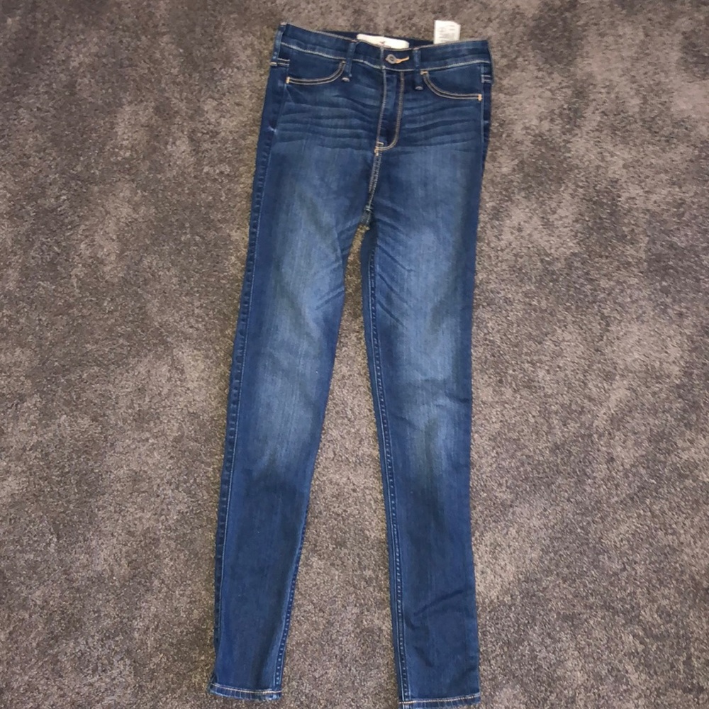 Hollister High Rise Skinny Jeans 1